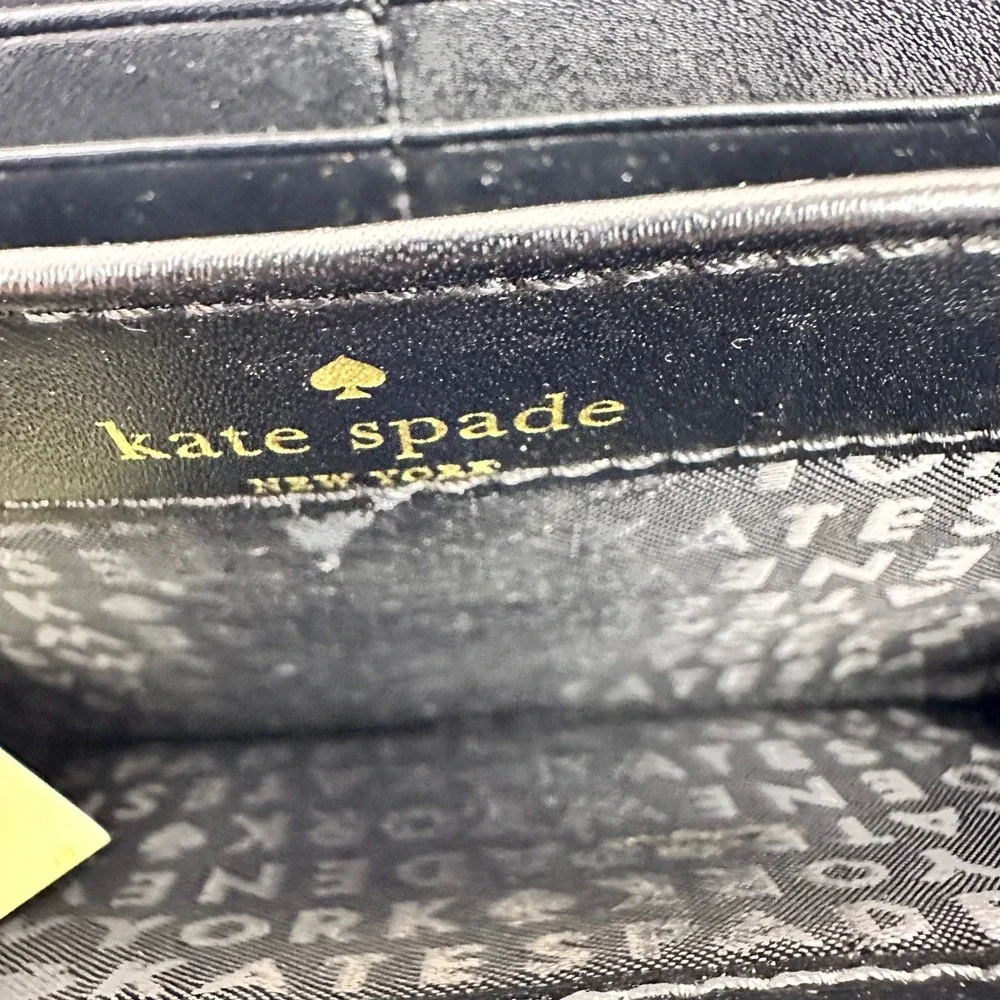 Rare Kate‎ Spade Ooh La La Red Poppy Floral Zip Around Wallet White Black P436